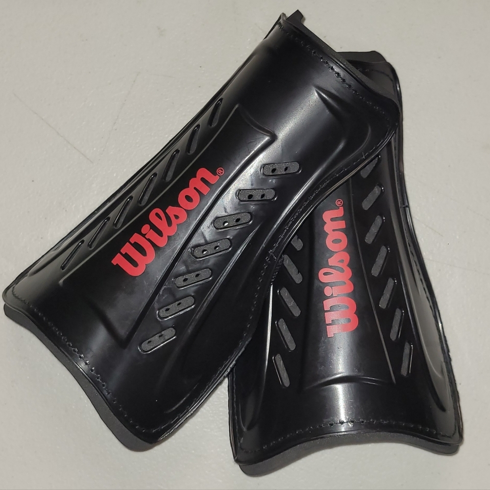 Wilson WSP2000 Soccer Shin Guards